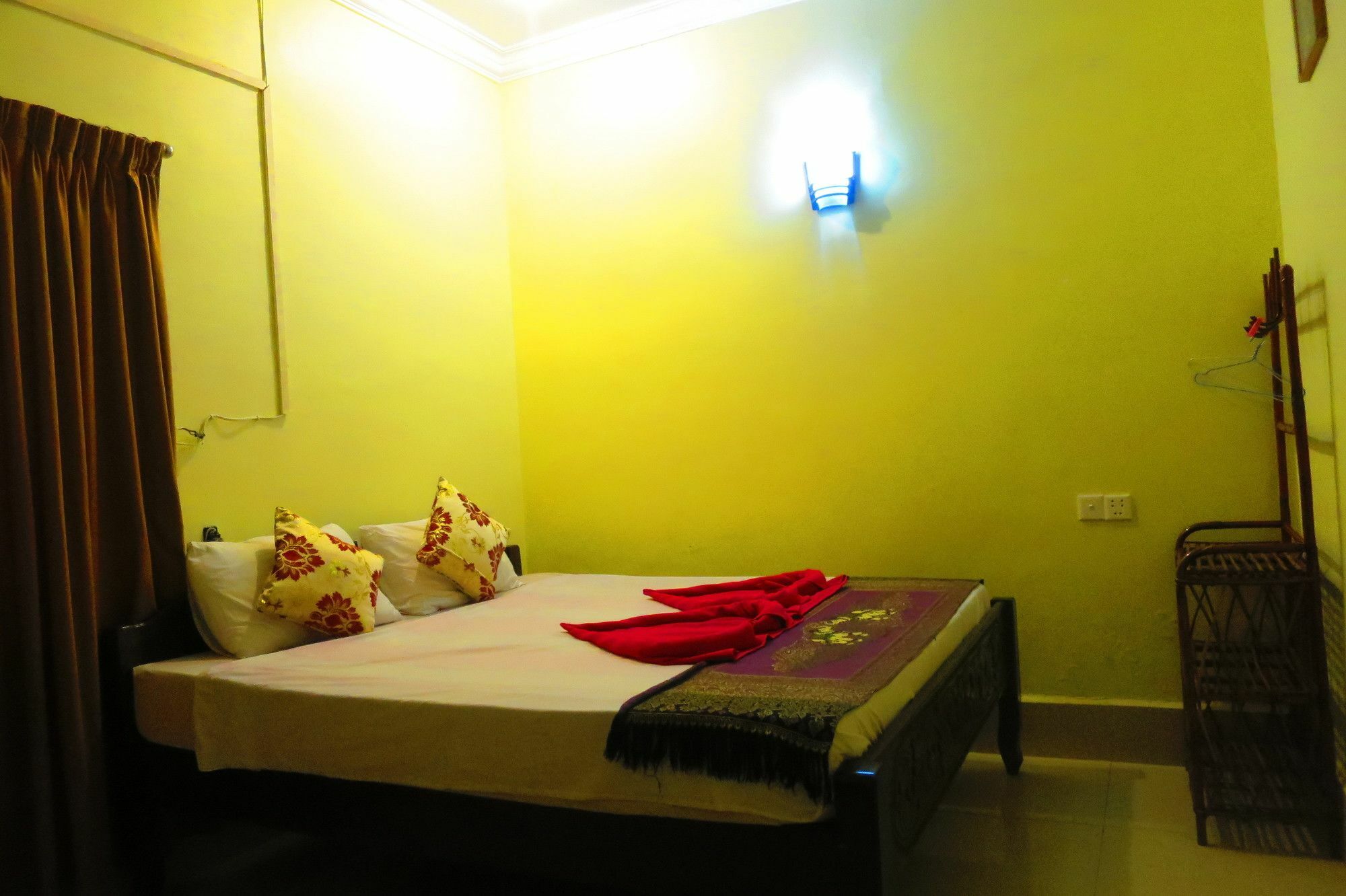 Kampot Guesthouse Ngoại thất bức ảnh