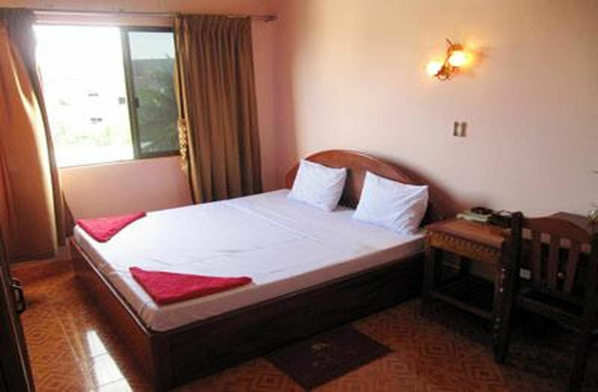 Kampot Guesthouse Ngoại thất bức ảnh